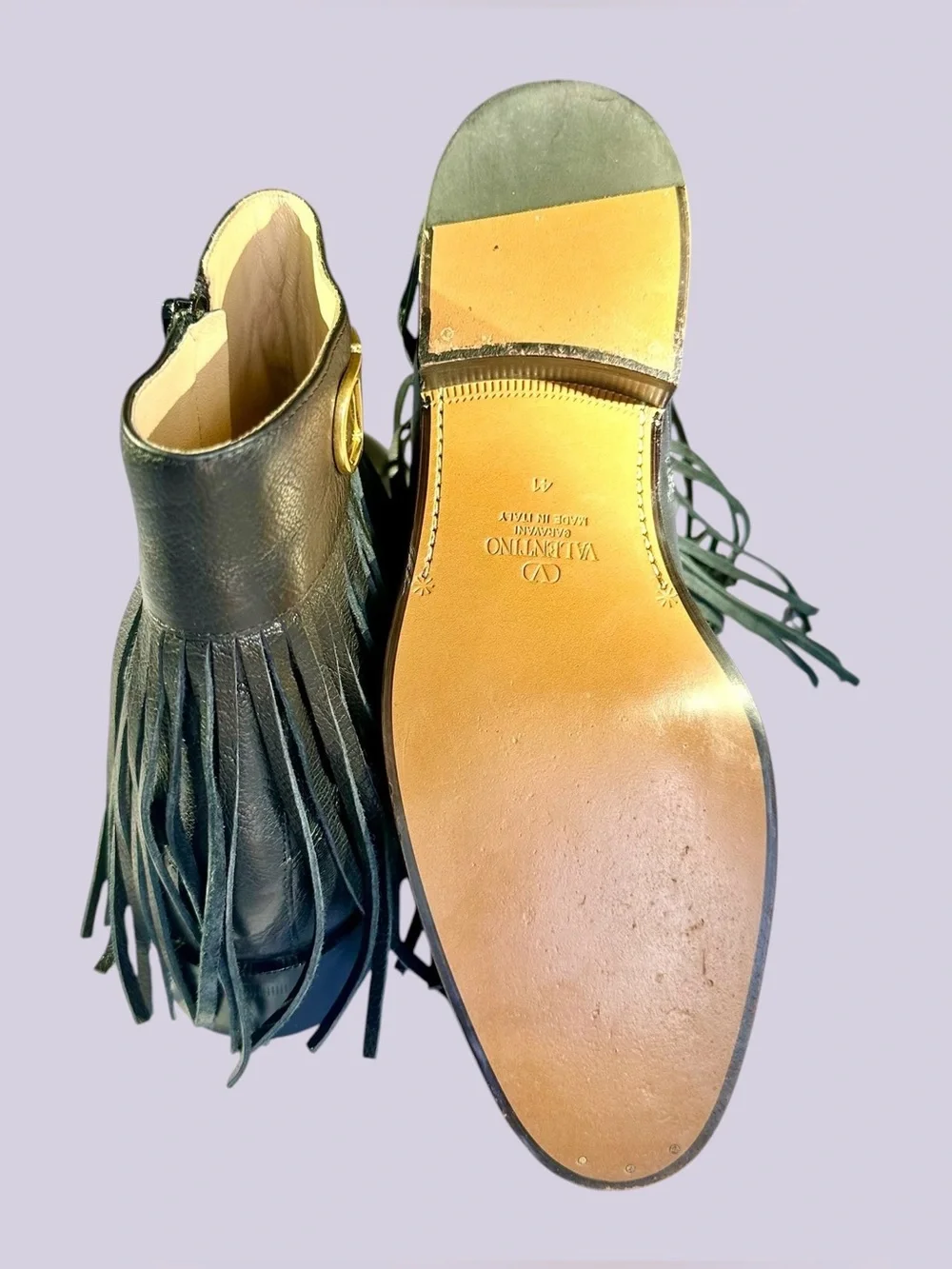 Valentino Garavani Men’s Logo Embellished Fringed Leather Chelsea Boots